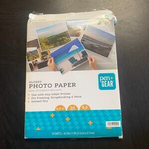 Pen + Gear Glossy Photo Paper 50 Sheets 8.5 Mil 8.5" x 11" Inkjet Printers 45/50
